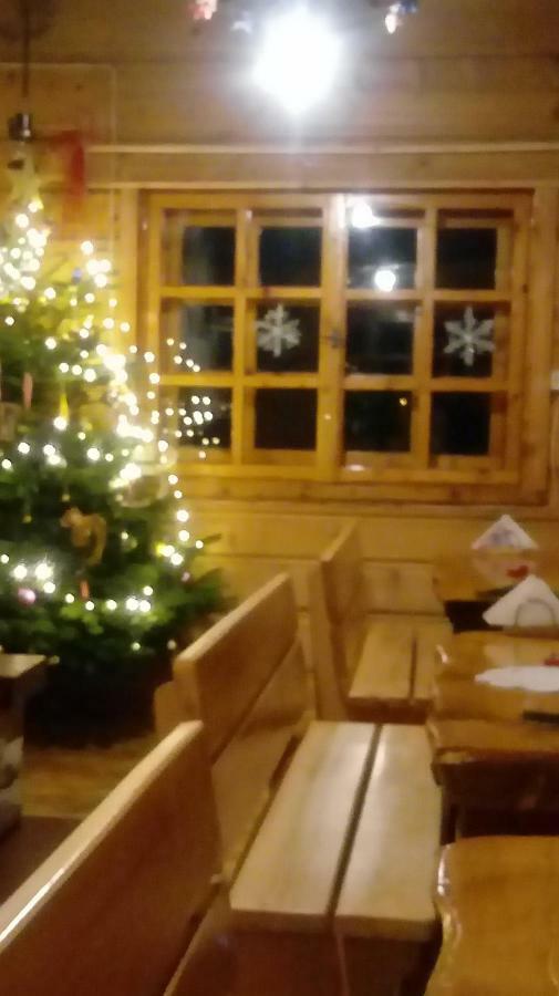Goralska Czarcia Chata Pod Jalowcem Stryszawa Exteriér fotografie